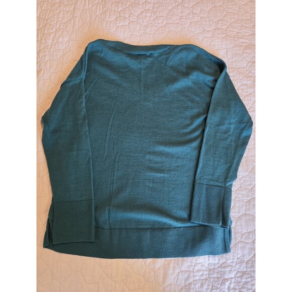 Banana Republic Ladies' Merino Wool V-Neck Sweater, Green Bayberry Medium Preppy - Picture 9 of 9